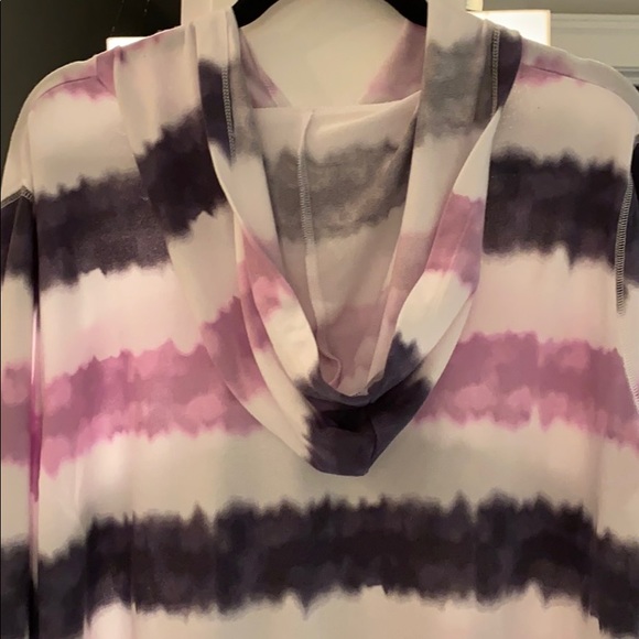 striped tie dye hoodie💜 - Picture 2 of 3